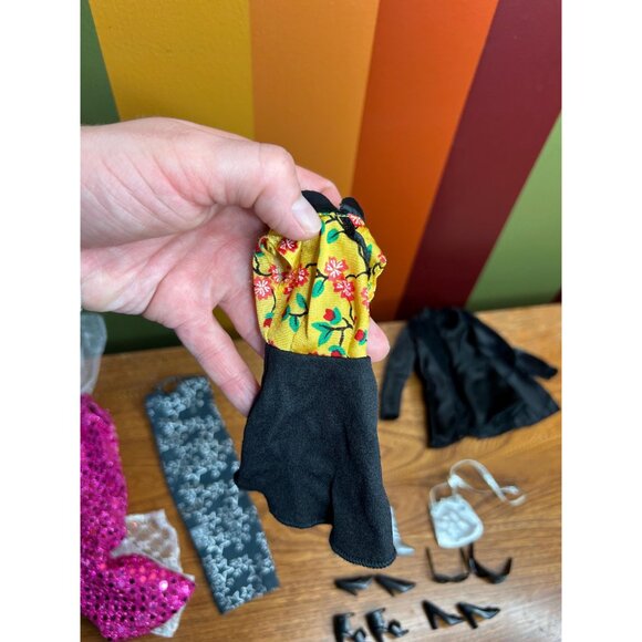 1990s vintage Barbie outfits rockstar party girl dresses and assesories clothes - Picture 5 of 7
